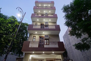 2 BHK Builder Floor For Sale in Eros Rosewood Villas, Sector 50