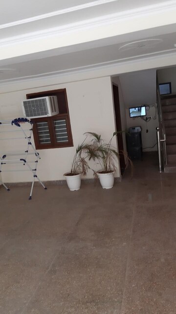 Master Bedroom in 2 BHK Builder Floor at Eros Rosewood Villas, Sector 50 – for Sale