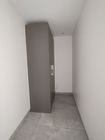 Furnished Amenities in 3 BHK Builder Floor at Global Arcade, Sector 42 – for Rent