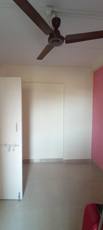 Room in 1 BHK Apartment at New Mhada Tower, Malad West – for Rent