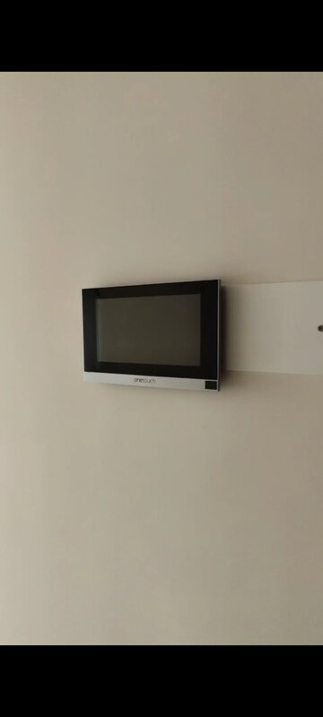 Room in 2 BHK Apartment at Piramal Vaikunth, Balkum Pada – for Rent