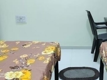 Room in  Pg at Malad East – for Rent