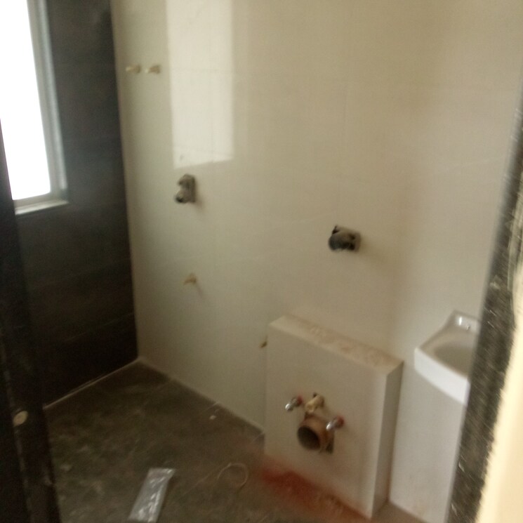 Bathroom, goregaon-vivan 1 Bedroom 690 Sq.Ft. Apartment In Goregaon West Mumbai 8897079