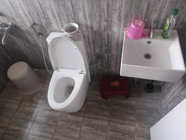 Bathroom, icon-homz-iconest-3 2.5 Bedroom 851 Sq.Ft. Apartment In Bommasandra Bangalore 8897090