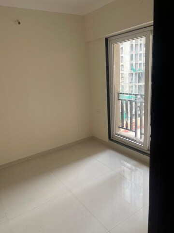 1 BHK Apartment For Rent in Raunak Unnathi Woods, Ghodbunder Road