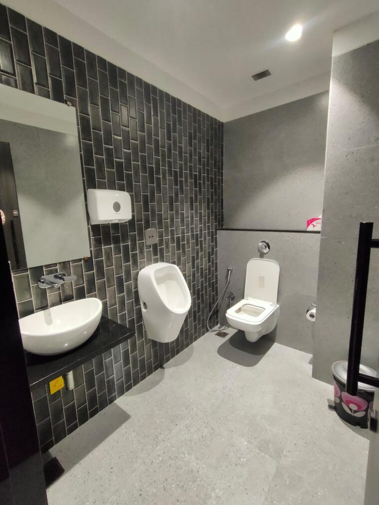 Team Area, kolshet Commercial Office Space 3190 Sq.Ft. In Kolshet Thane 8897093