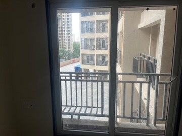2 BHK Apartment For Rent in Raunak Unnathi Woods, Ghodbunder Road