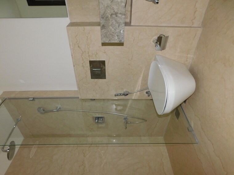 Bathroom, piramal-mahalaxmi 3 Bedroom 1380 Sq.Ft. Apartment In Mahalaxmi Mumbai 8897104