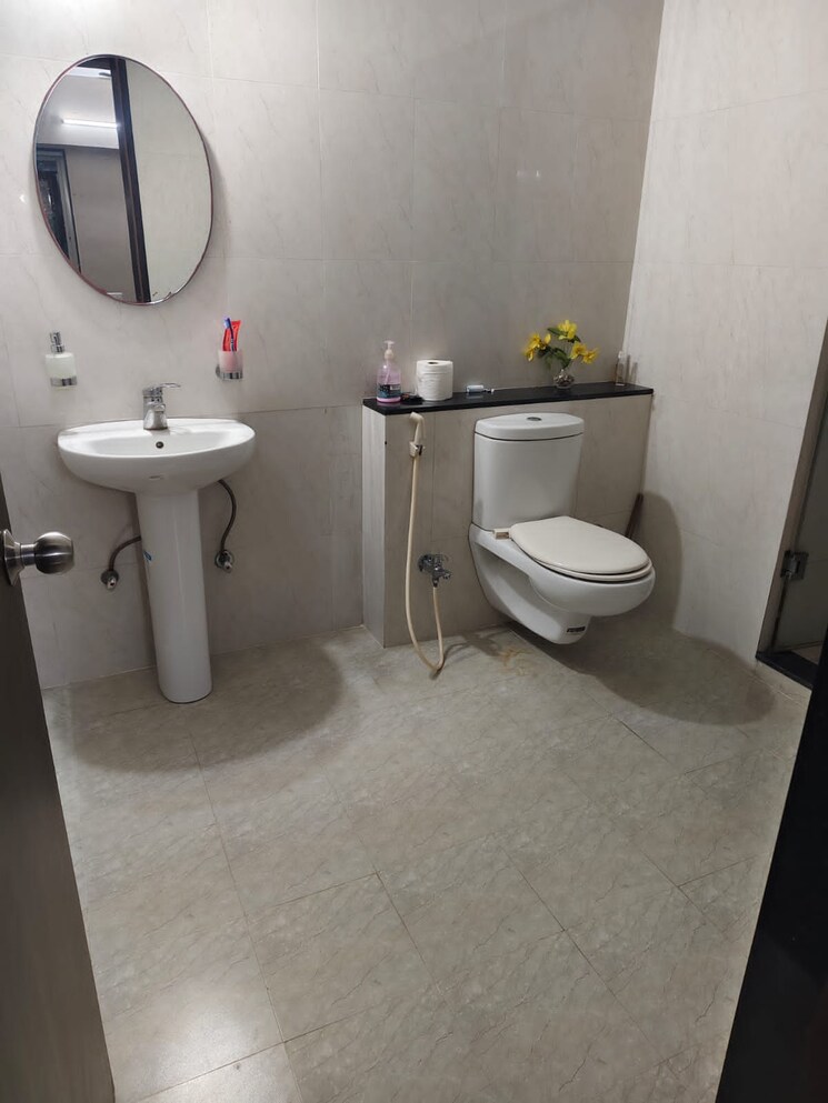 Bathroom, new-front-isabella 3 Bedroom 2200 Sq.Ft. Apartment In Lulla Nagar Pune 8897117