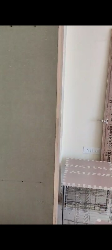Furnished Amenities in 3 BHK Apartment at Omaxe The Palace, Gomti Nagar – for Rent