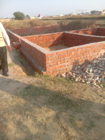  Plot For Sale in Dadasiya