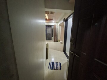 Furnished Amenities in 1 BHK Apartment at Giriraj CHS Naupda, Naupada – for Rent