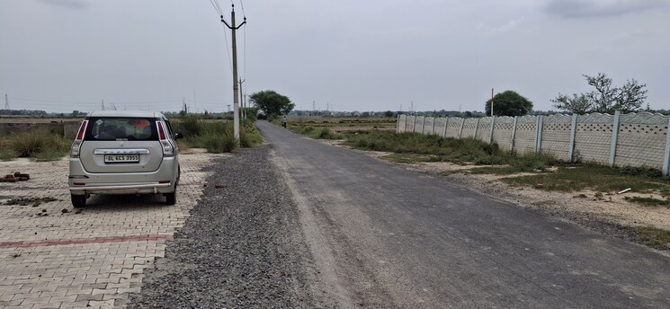 undefined, jewar  102 Sq.Yd. Plot In Jewar Greater Noida 8897148