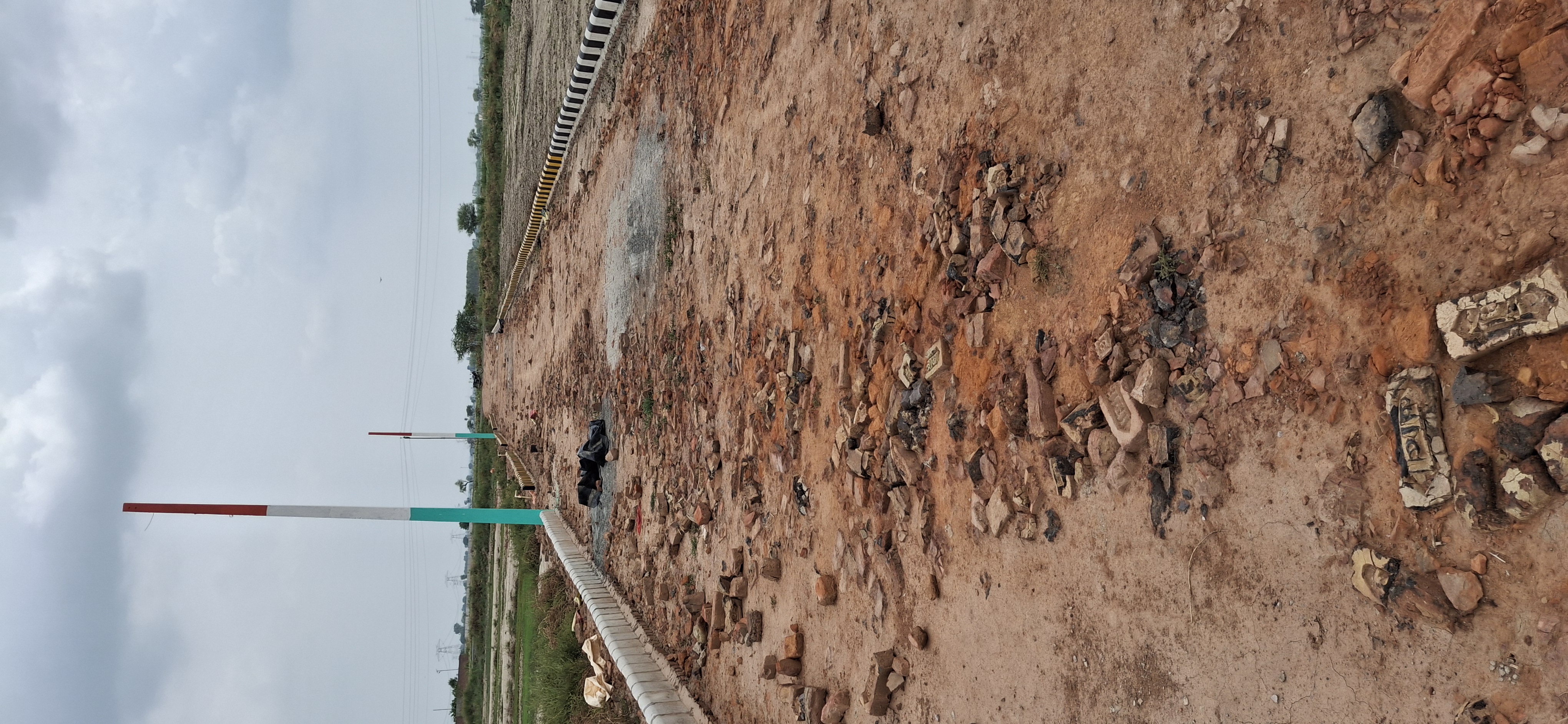 Plot For Sale in Mk Propty 