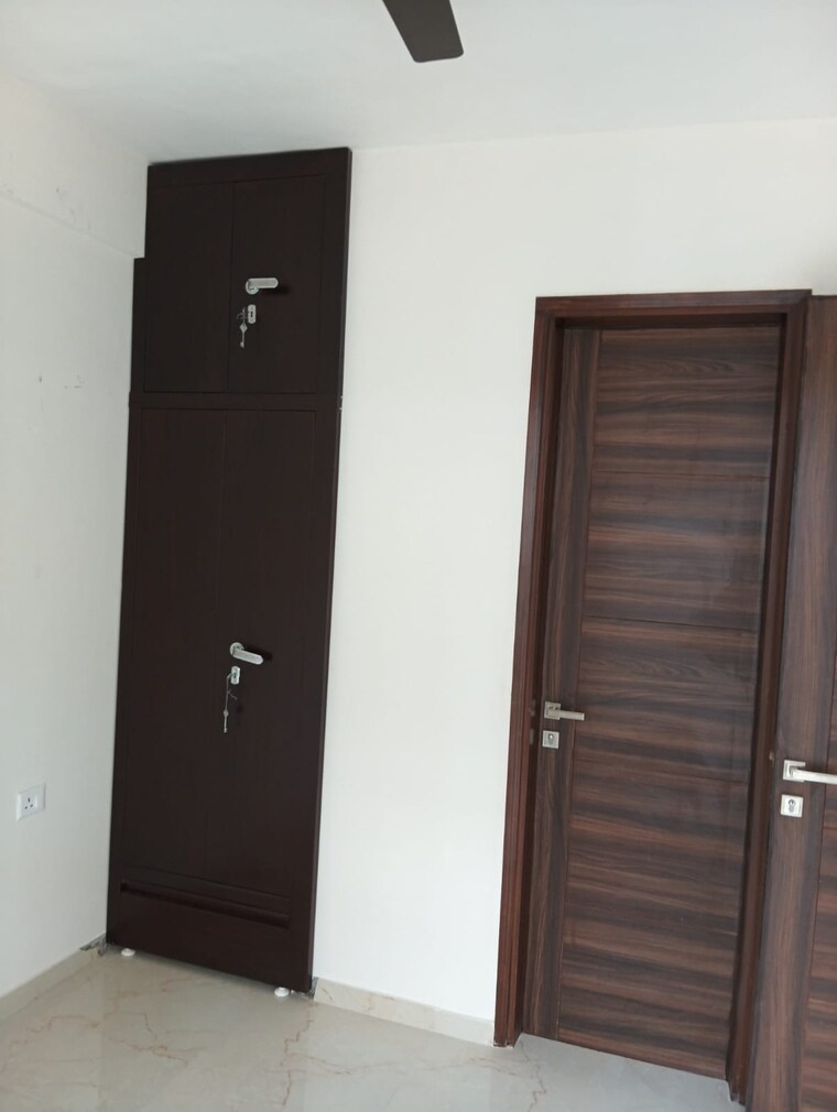 Room, smart-world-gems 2.5 Bedroom 1196 Sq.Ft. Builder Floor In Sector 89 Gurgaon 8897157