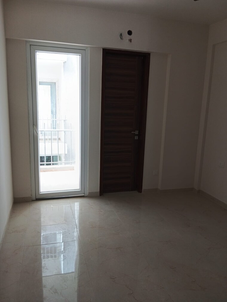 Room, smart-world-gems 2.5 Bedroom 1196 Sq.Ft. Builder Floor In Sector 89 Gurgaon 8897157