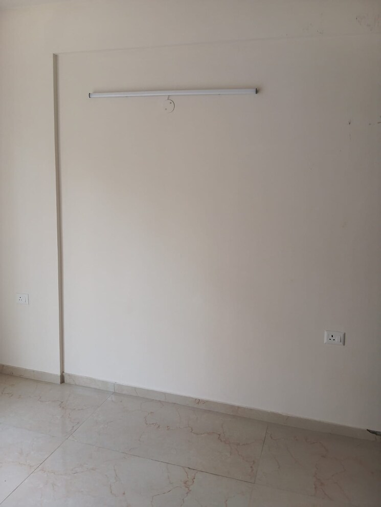 Room, smart-world-gems 3.5 Bedroom 1625 Sq.Ft. Builder Floor In Sector 89 Gurgaon 8897174