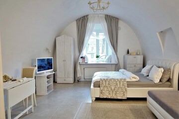Living Room in 2 BHK Apartment at Boutique Residential Apartments 35, Golf Links – for Rent