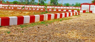  Plot – Exterior View View at Banthra Sikander Pur - for Sale