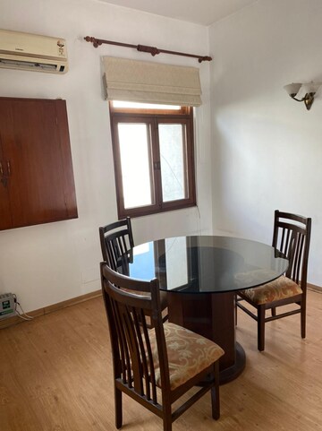 Living Room in 1 BHK Apartment at Golf Links – for Rent