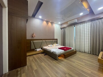 Bedroom in 4 BHK Apartment at Windsor Grande Residences, Andheri West – for Rent