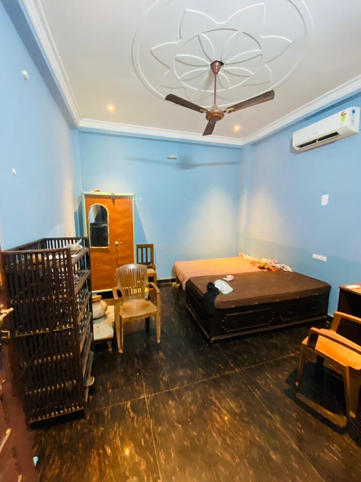 Room, gomti nagar Pg For Girls In Gomti Nagar 8897245