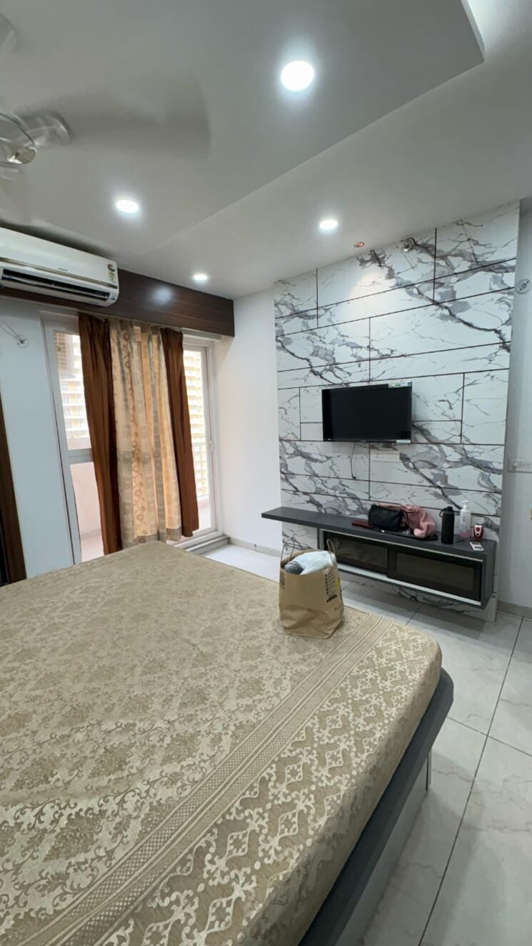 Room, gomti nagar Pg For Girls In Gomti Nagar 8897254