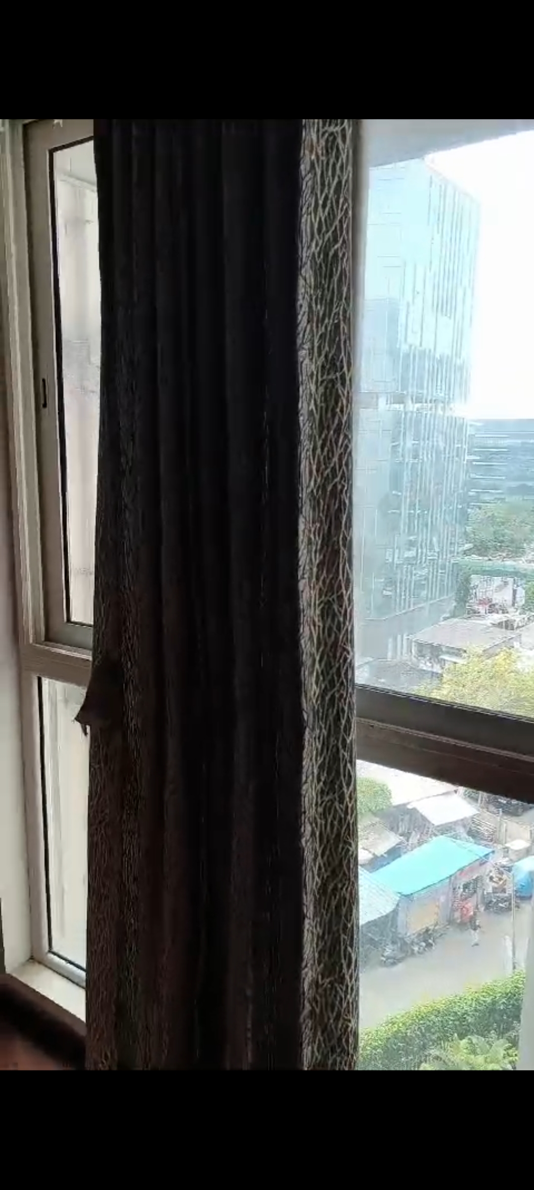 2 BHK + Study Room Apartment For Rent in Omkar Meridia