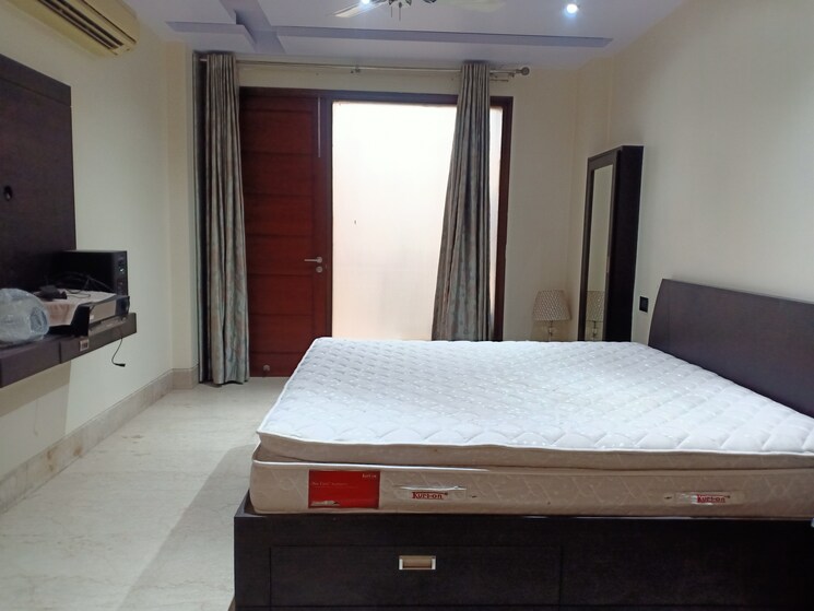 Bedroom, panchsheel park 4 Bedroom 4500 Sq.Ft. Apartment In Panchsheel Park Delhi 8897266