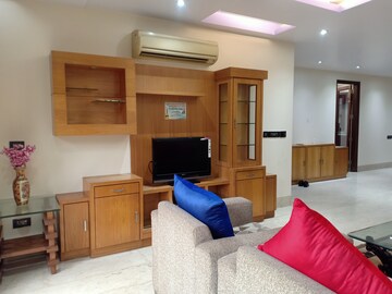 Living Room in 4 BHK Apartment at Panchsheel Park – for Rent