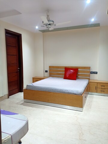 Bedroom in 4 BHK Apartment at Panchsheel Park – for Rent