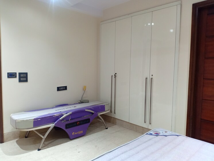 Bedroom, panchsheel park 4 Bedroom 4500 Sq.Ft. Apartment In Panchsheel Park Delhi 8897266