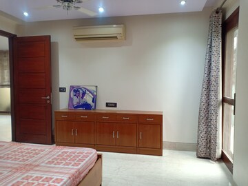 Bedroom in 4 BHK Apartment at Panchsheel Park – for Rent