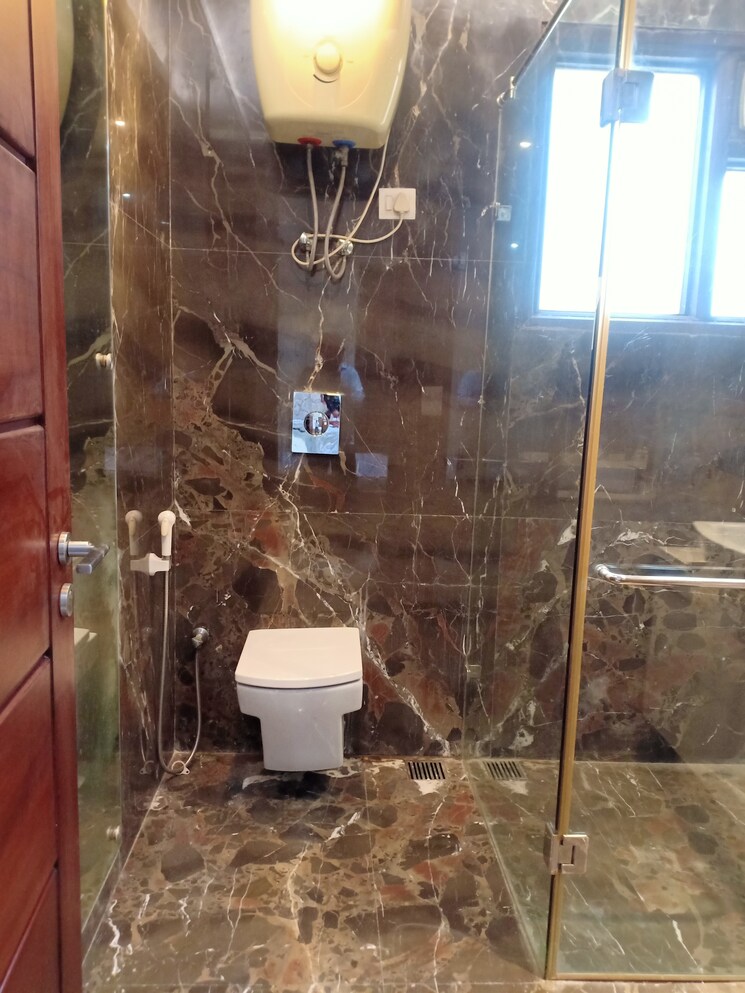 Bathroom, panchsheel park 4 Bedroom 4500 Sq.Ft. Apartment In Panchsheel Park Delhi 8897266