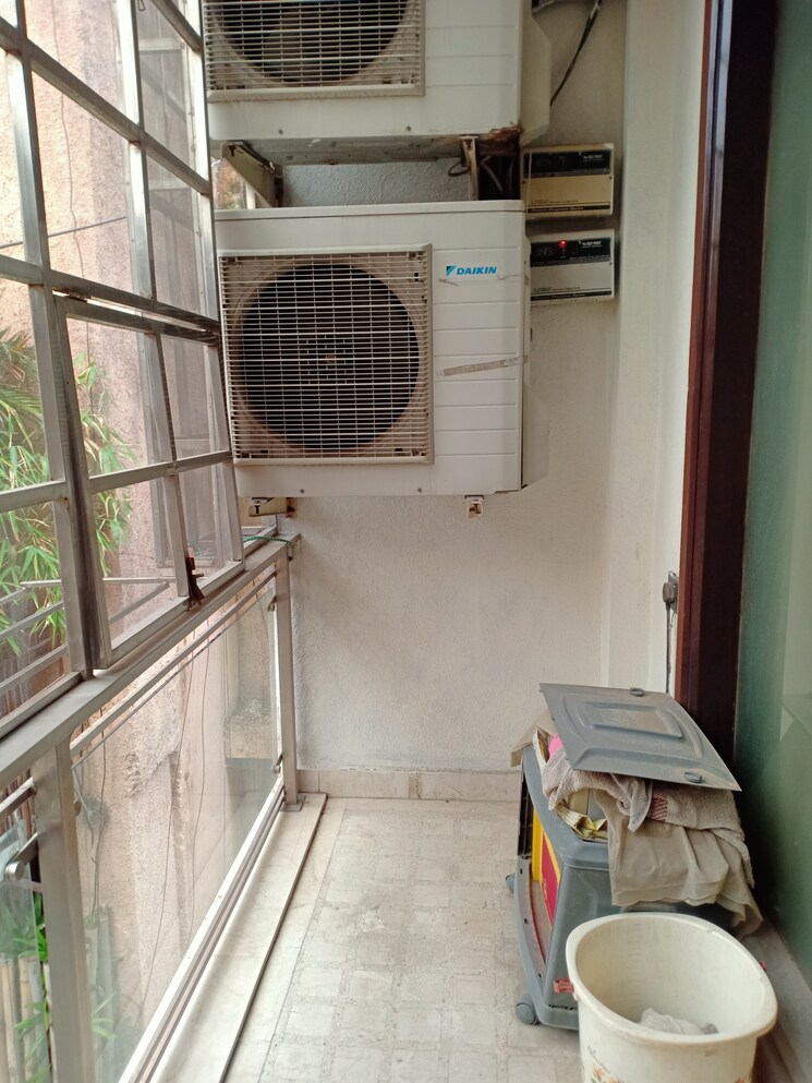 Balcony, panchsheel park 4 Bedroom 4500 Sq.Ft. Apartment In Panchsheel Park Delhi 8897266