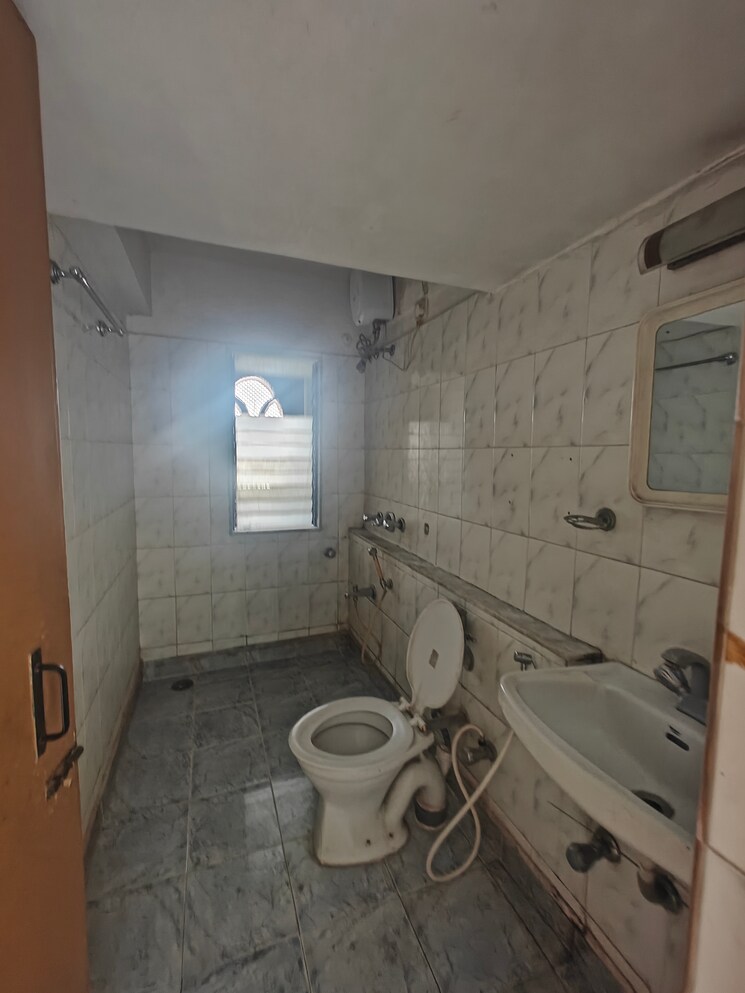 Bathroom, harbour-court 2 Bedroom 1150 Sq.Ft. Apartment In Nerul Sector 19a Navi Mumbai 8897287