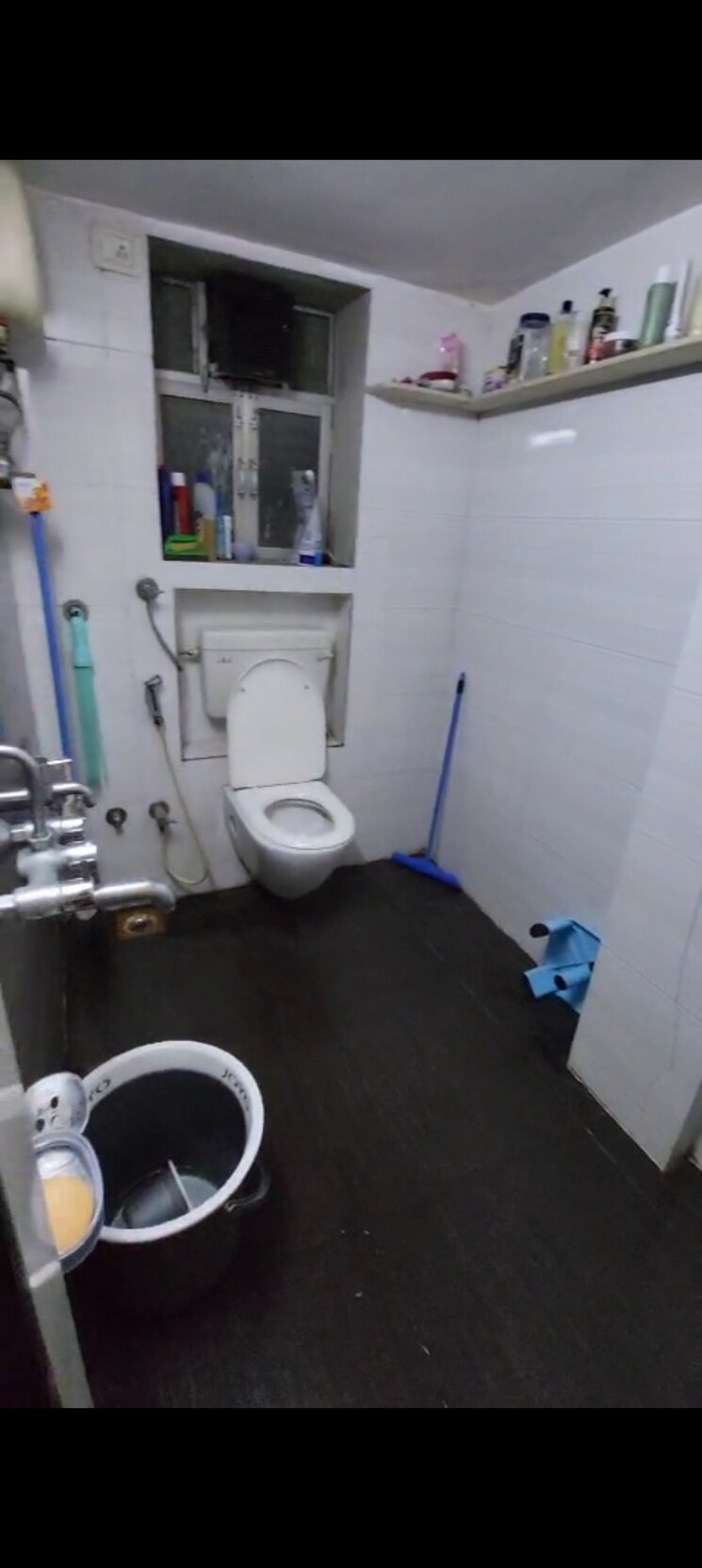 Bathroom, worli 1 Bedroom 425 Sq.Ft. Apartment In Worli Mumbai 8897298