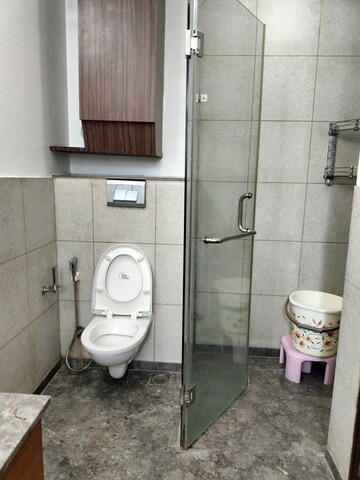 Bathroom in 4 BHK Penthouse at Panchsheel Park – for Rent