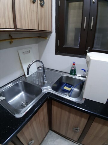 Furnished Amenities in 3 BHK Builder Floor at Fort View Apartments, Kalkaji – for Rent