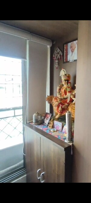 Furnished Amenities in 2 BHK Apartment at Rashmi Drashant, Mira Road – for Sale