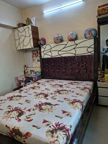 Bedroom in 2 BHK Apartment at Dosti Vihar Phase III, Samata Nagar – for Rent