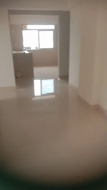Room in 3 BHK Apartment at New India Himalaya, Andheri East – for Rent