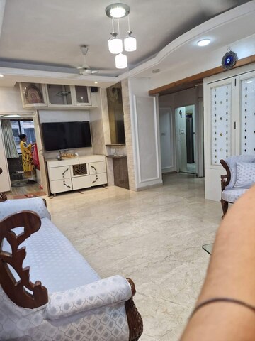 Parking in 2 BHK Apartment at Mohan Altezza, Kalyan West – for Rent