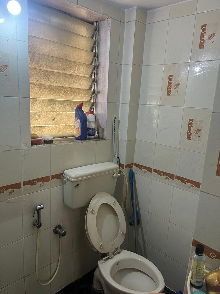 Bathroom, ashok-avenue-marol 1 RK 350 Sq.Ft. Apartment In Marol Mumbai 8897330