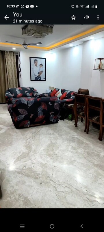 Parking in 3 BHK Builder Floor at Kailash Hills – for Sale