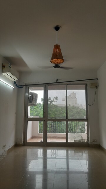 Furnished Amenities in 2 BHK Builder Floor at Unitech Woodstock Floors, Sector 50 – for Rent