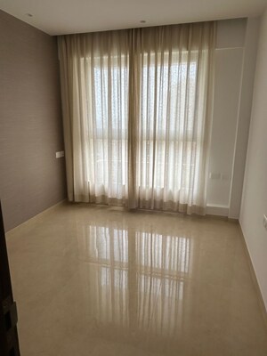 Furnished Amenities in 2 BHK Apartment at Hiranandani Highland, Powai – for Sale