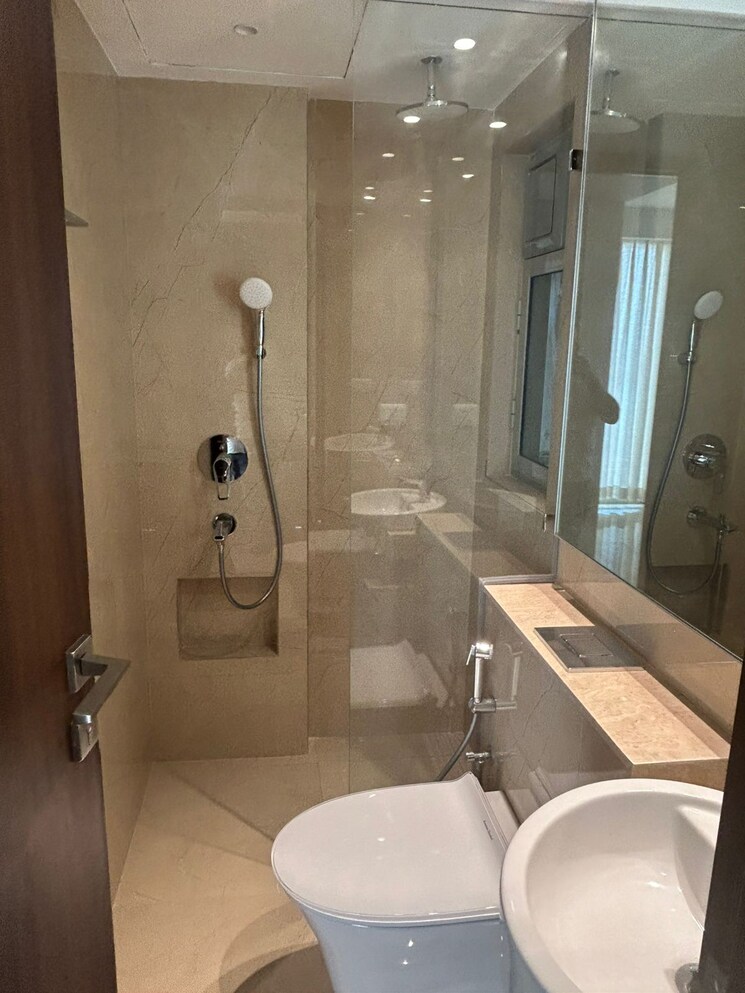 Bathroom, hiranandani-highland 2 Bedroom 594 Sq.Ft. Apartment In Powai Mumbai 8897372