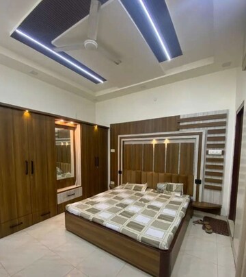 3 BHK Apartment For Rent in Gulmohar Apartments Hazratganj, Hazratganj