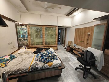 Bedroom in 3 BHK Apartment at Panju Mahal, Bandra West – for Rent